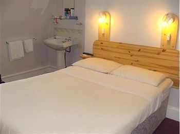 Belmont Hotel Wrexham Exteriör bild